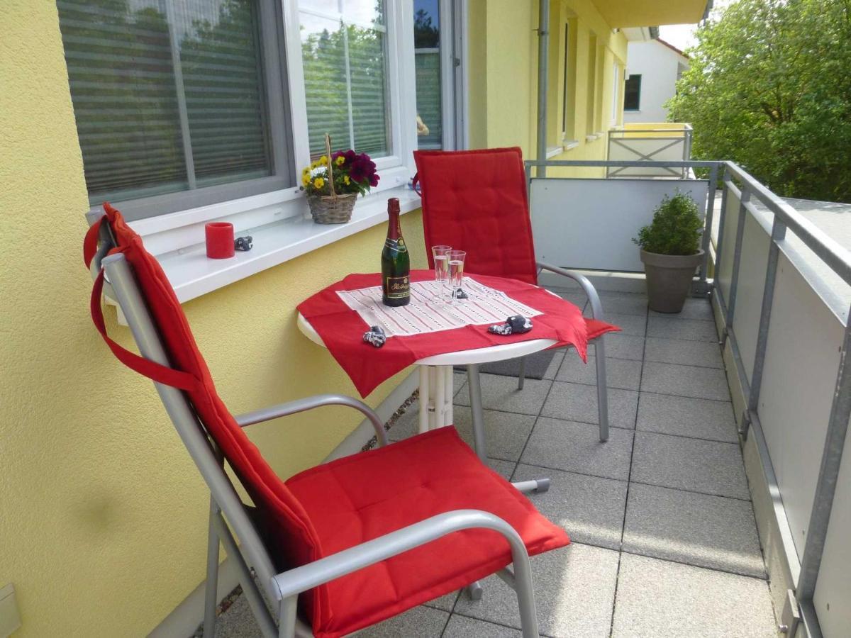 Hafenstr_ 28 Wohnung 3 Zingst Ruang foto